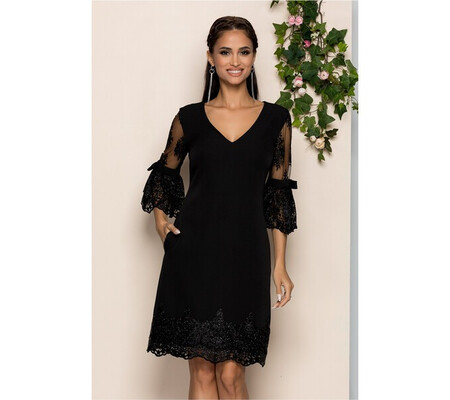 Rochie MBG neagra cu maneci si baza din dantela delicata