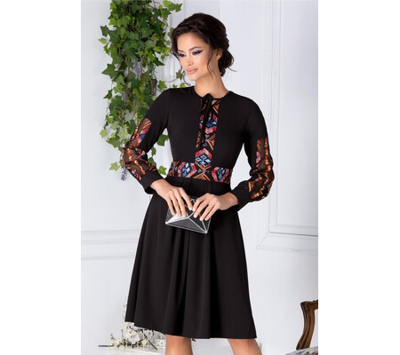 Rochie Moze neagra cu dantela traditionala