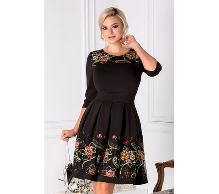 Rochie Angy neagra cu broderie galbena si maneci trei sferturi