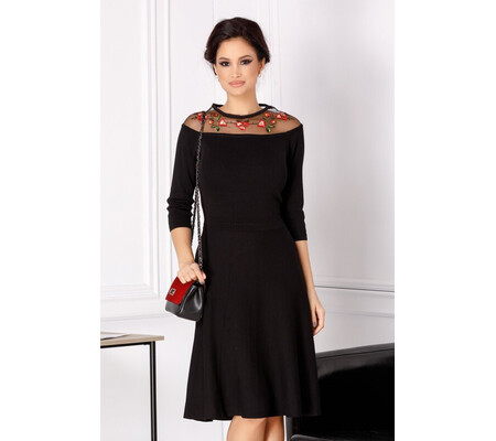 Rochie Maya neagra din tricot cu broderie